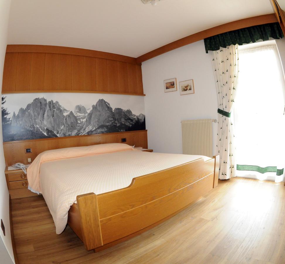 Hotel Garni Soreie Pozza di Fassa Dış mekan fotoğraf